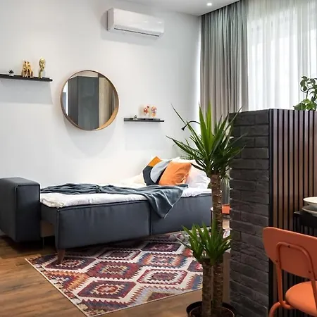 Apartment 15 - New Building & Parking *
