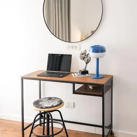 Appartement 15 - New Building & Parking Boekarest