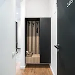 15 - New Building & Parking Apartman *
