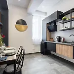 15 - New Building & Parking * Bukarest