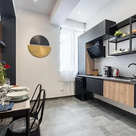 15 - New Building & Parking * Bucureşti